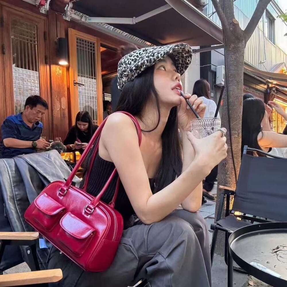 Yebuni Korean niche Yoon jin same style dizziness needle bowling Boston bag one shoulder armpit for women chubby