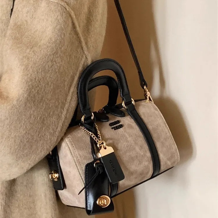 2025 designer bag shoulder tote bags for womans ladies flap printing fashion square handbag girl crossbody Pillow bag