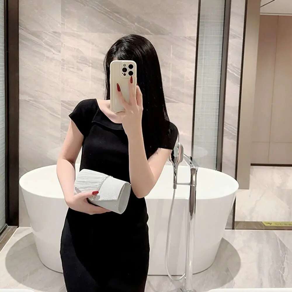Dinner Bag Fashion Ladies Sequins Clutches Evening Bags Glitter Banquet Handbags Women Chain Shoulder Dinner Bag Wedding Party KQ