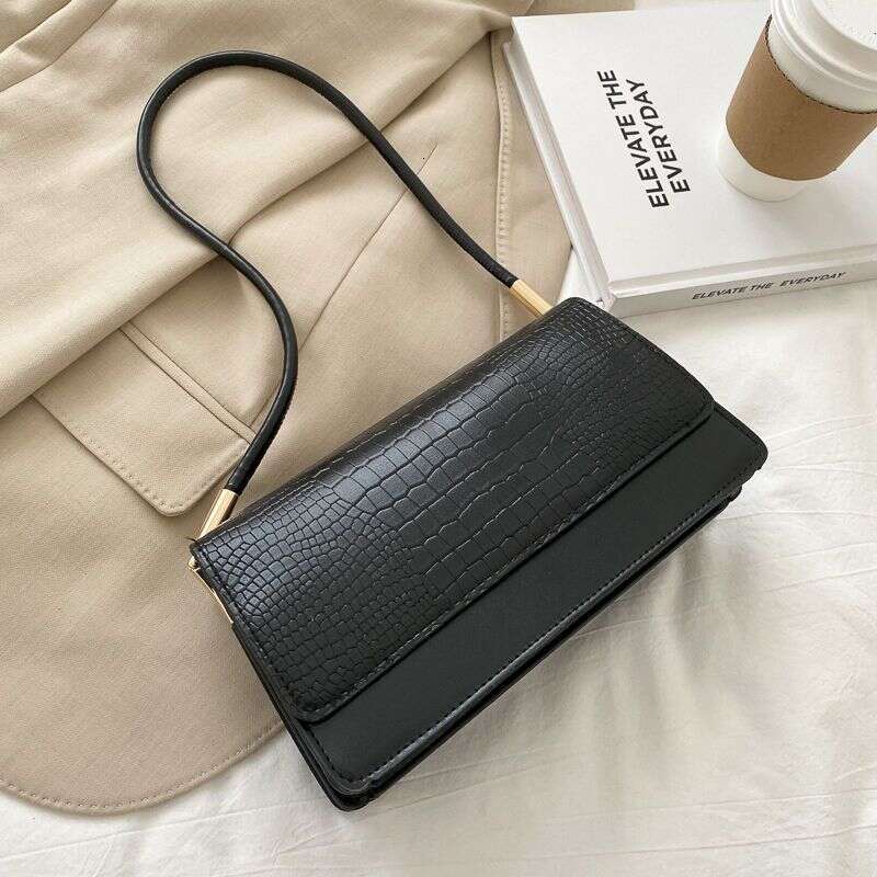 Small niche design armpit 2025 new high-end texture versatile single shoulder crossbody bag for women