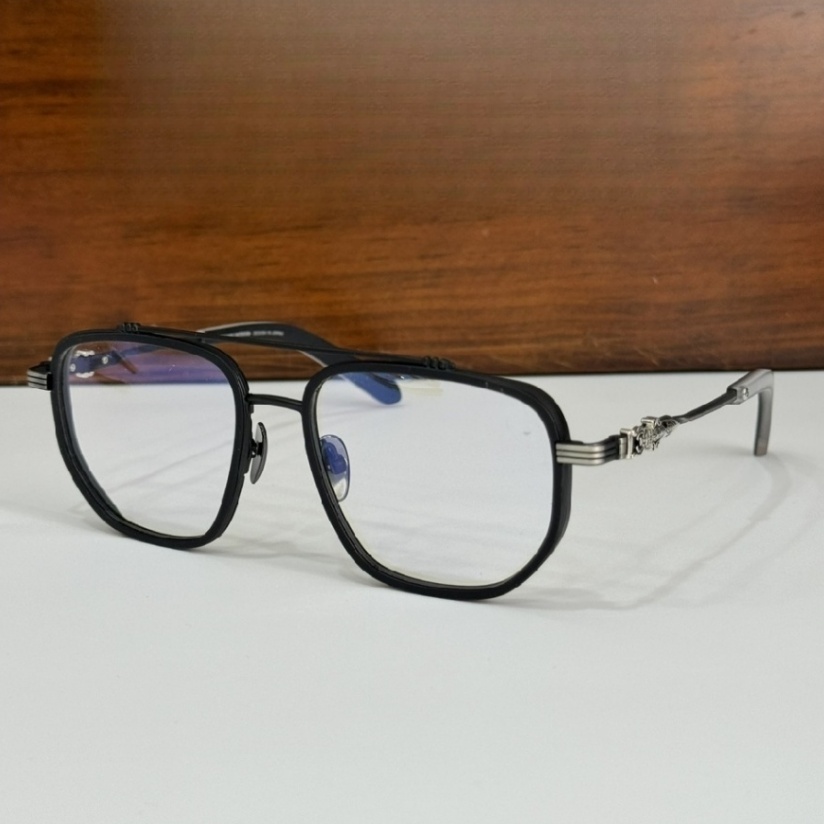High Quality Men optical glasses Classic Luxury Designer Women eyeglass Titanium Punk Business Design Prescription Spectacle Frames with box 8005 SIZE