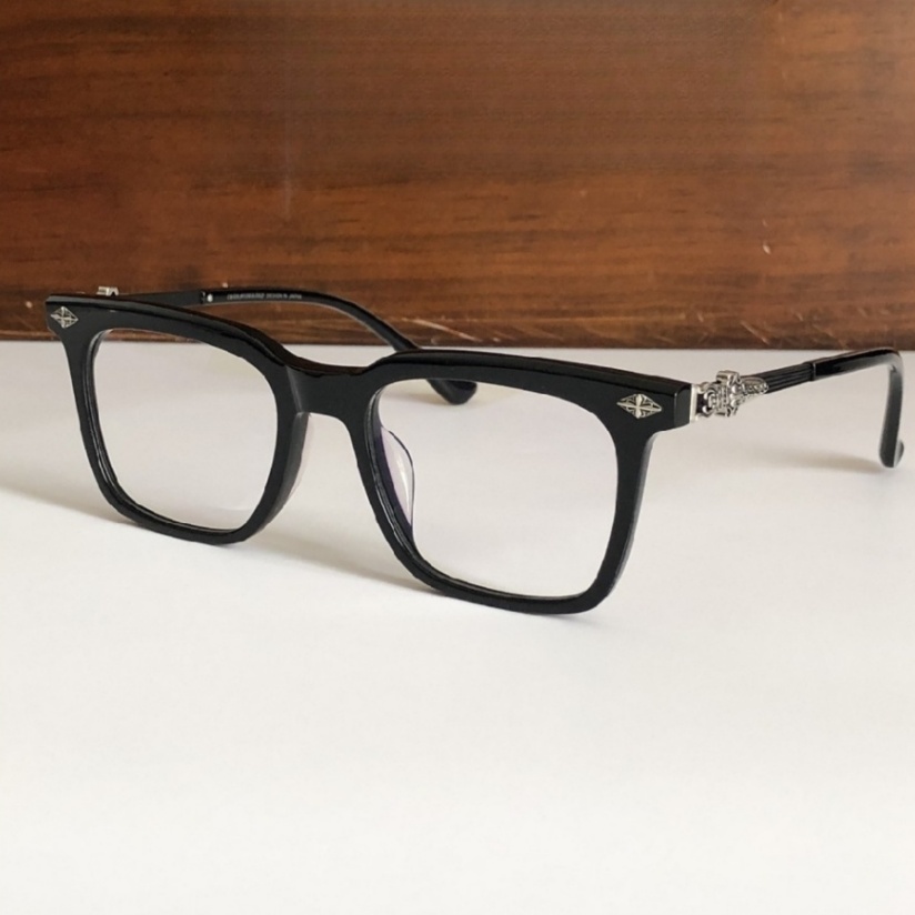High Quality Men optical glasses Classic Luxury Designer Women eyeglass Titanium Punk Business Design Prescription Spectacle Frames with box 8099 SIZE