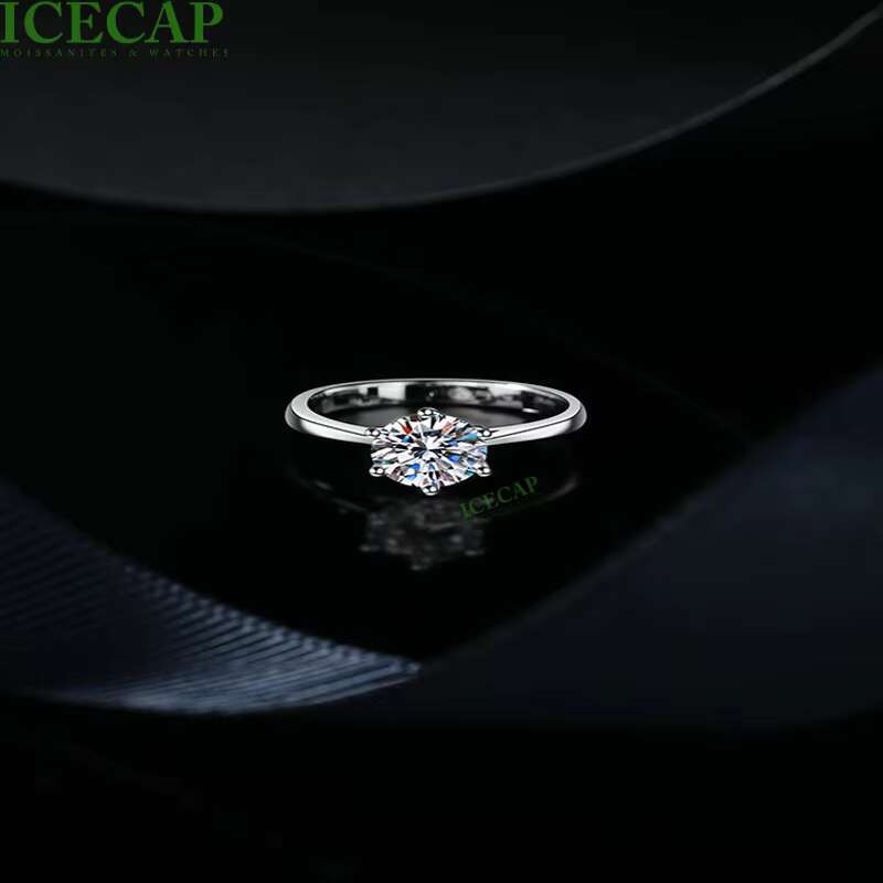 Best Selling Concise 925 Silver Sterling Engagement Ring Customized Moissanite Diamond Wedding Solitaire for Trendy Parties