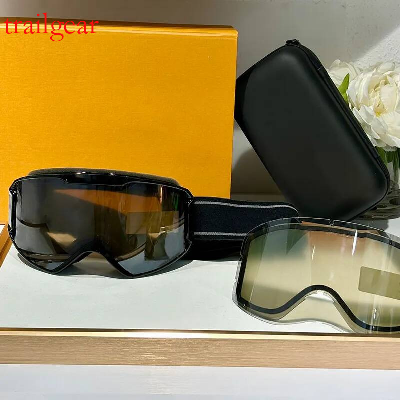 Top Designer Sunglasses Womans Mens Winter Warm Outdoor Sports Ski Goggles Skiing Fashion Mirror Lens Sun Glasses UV400 Protect eyes