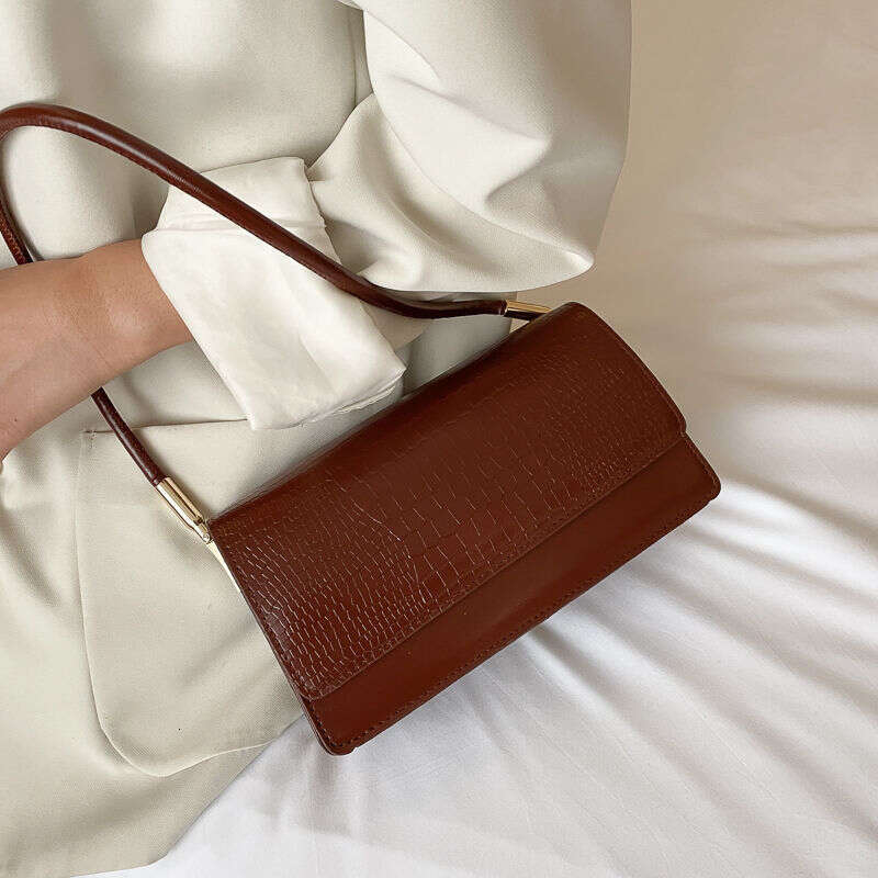 Small niche design armpit 2025 new high-end texture versatile single shoulder crossbody bag for women