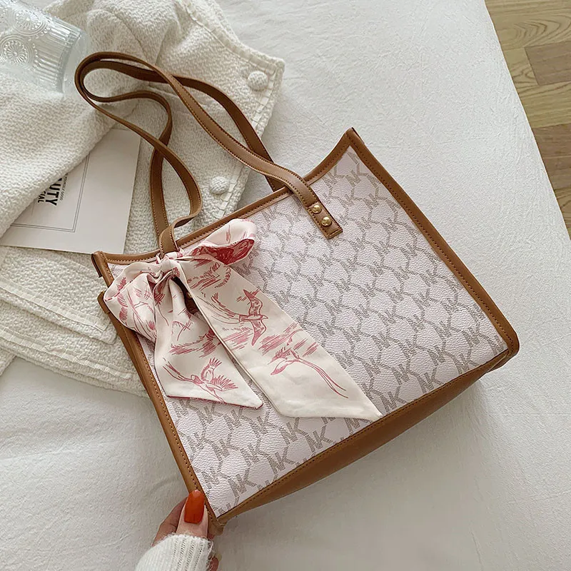 2025 new designer shoulder bags for womans tote bag handbag flap women messenger bag crossbody silk ribbon totes bag