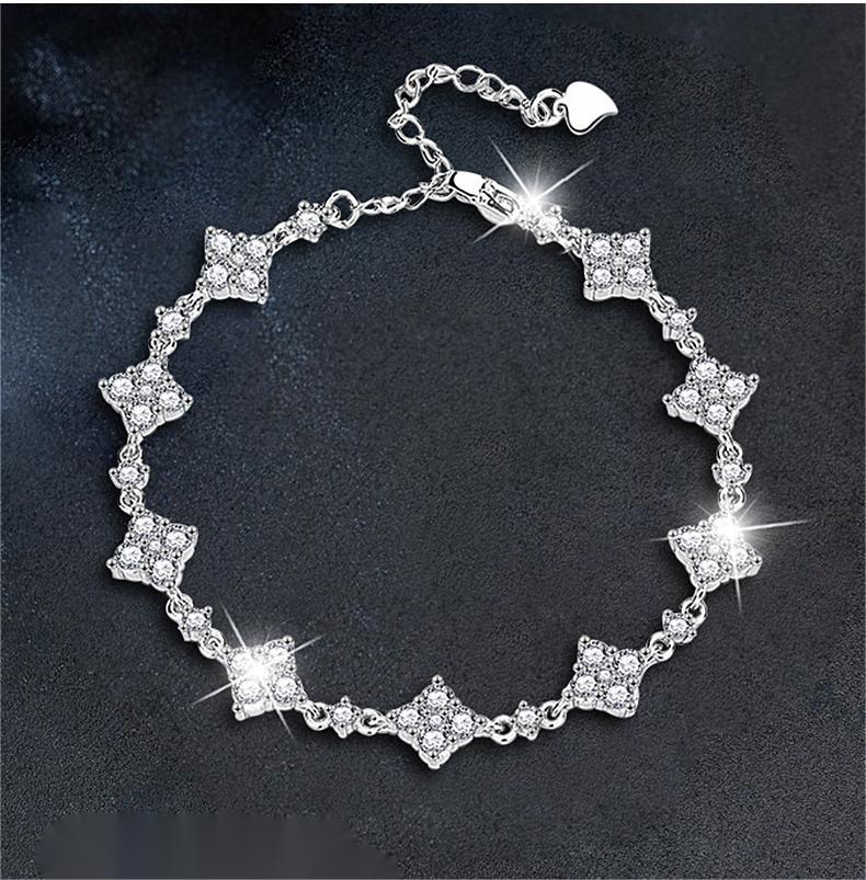 S925 Sterling Silver Moissanite Four-Leaf Clover Bracelet for Women, Adjustable, Unique High-End Design