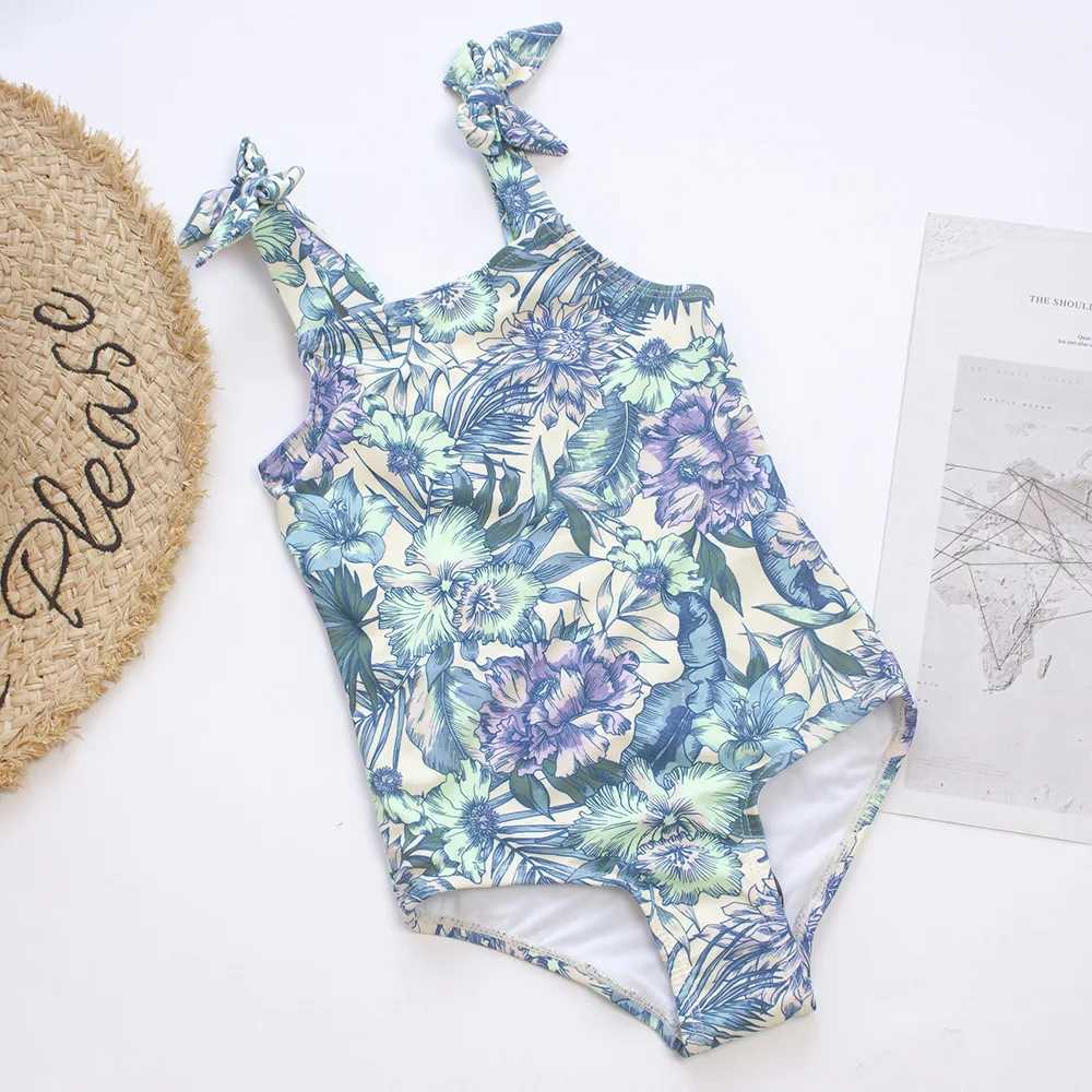 7~14Years teen Girls Swimsuit One-Piece Retro printed Girls Swimwear Kid girls Swimming outfit Beach wear W250510