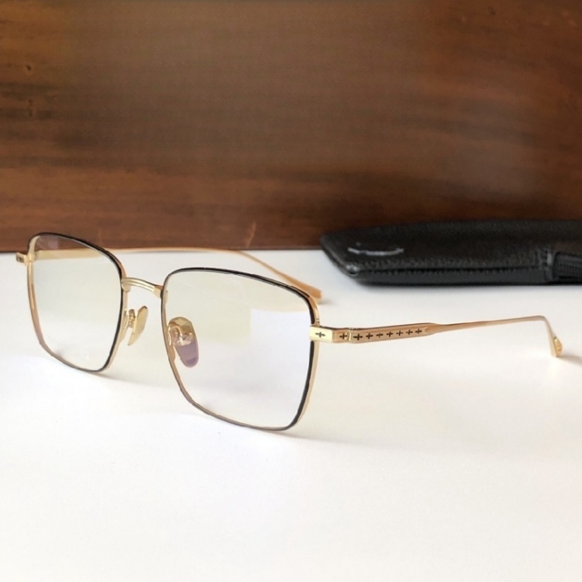 High Quality Men optical glasses Classic Luxury Designer Women eyeglass Titanium Punk Business Design Prescription Spectacle Frames with box 8010 SIZE