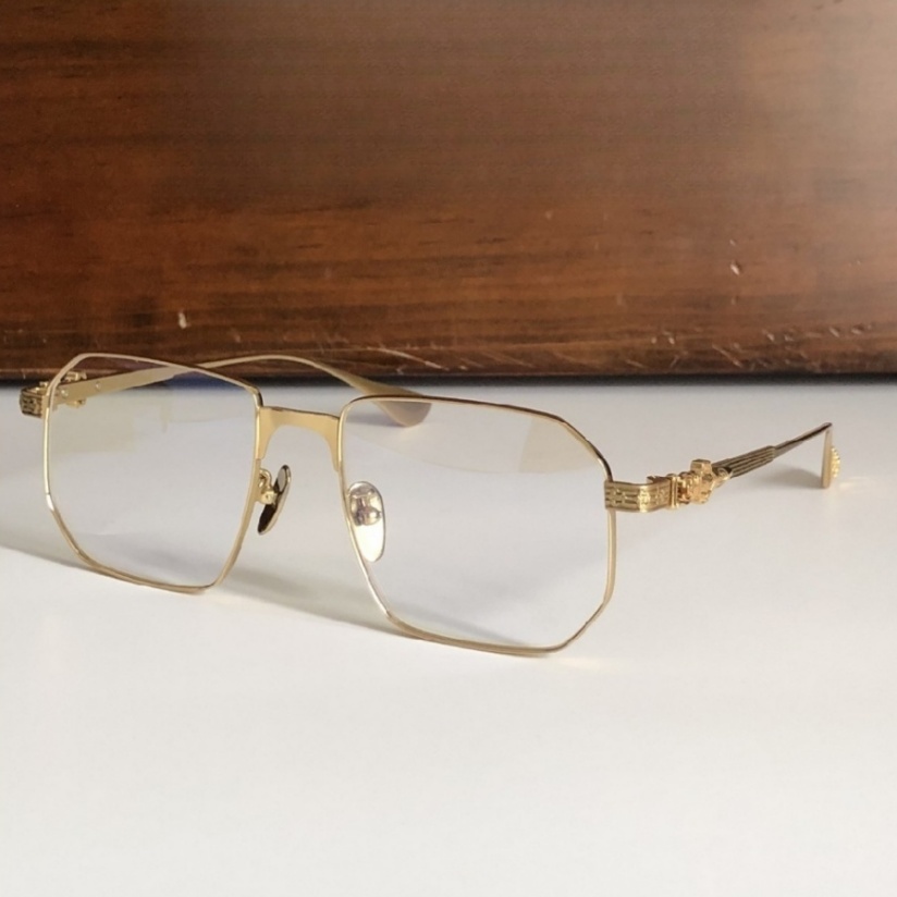 High Quality Men optical glasses Classic Luxury Designer Women eyeglass Titanium Punk Business Design Prescription Spectacle Frames with box 8098 SIZE