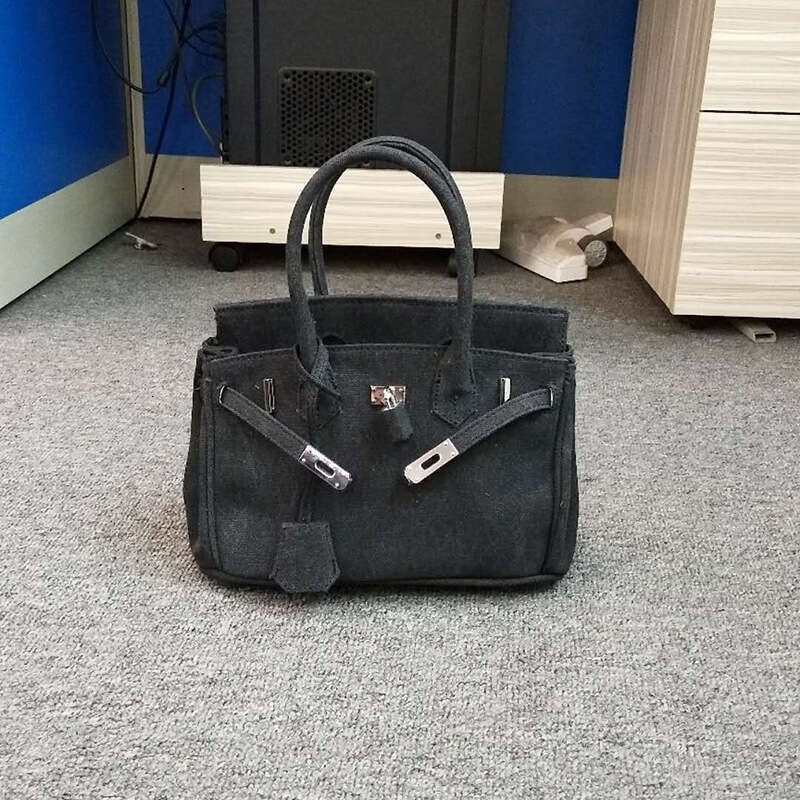 New Fashion Trend Creative Personality Art Army Green Old Diagonal Straddle Tote Handheld Canvas Women s Bag