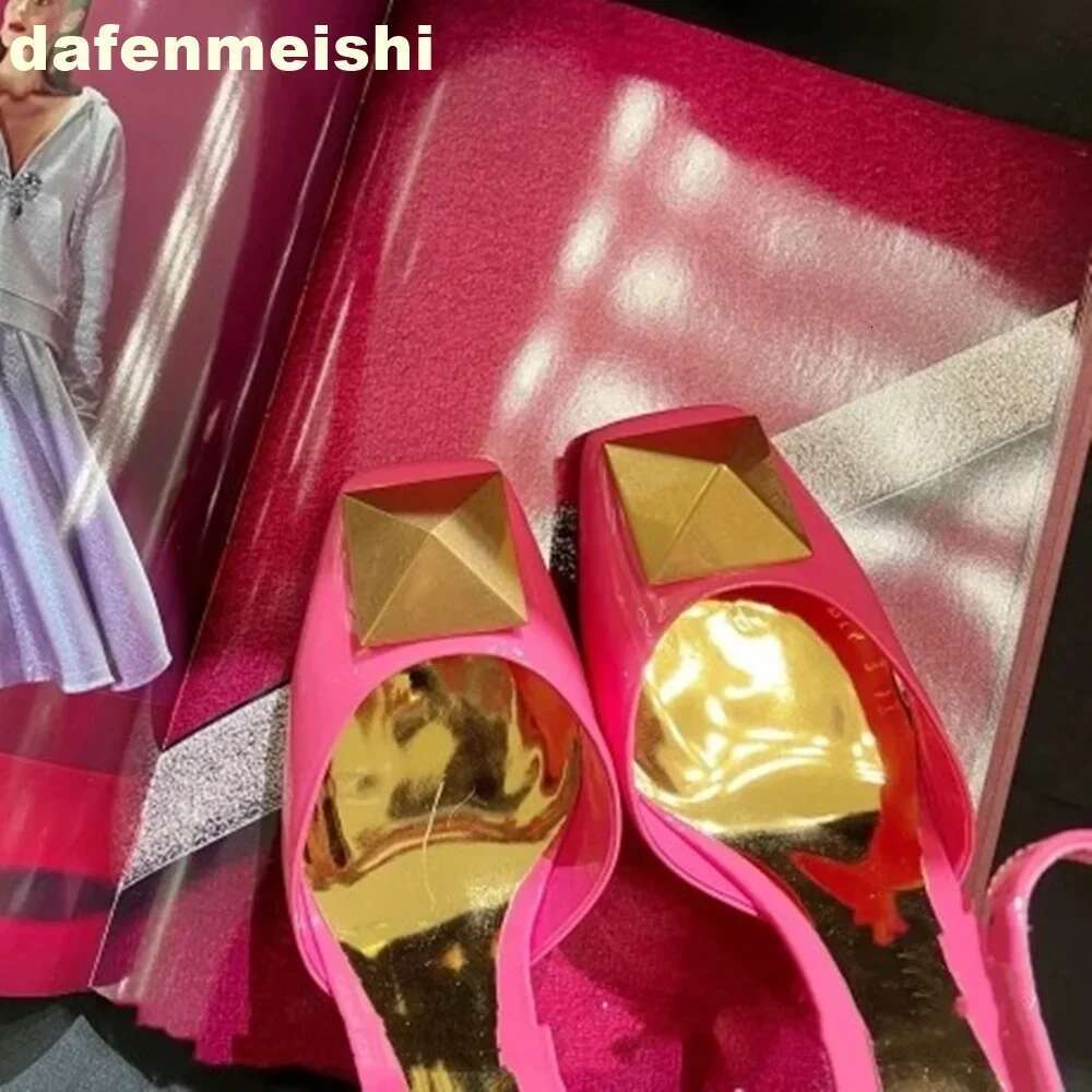 Rivet Square Toe Chunky Heel SandalsShallow Ankle Buckle Strap Pink/white 8cm Sandals Women 2025 Spring Summer New High Heels