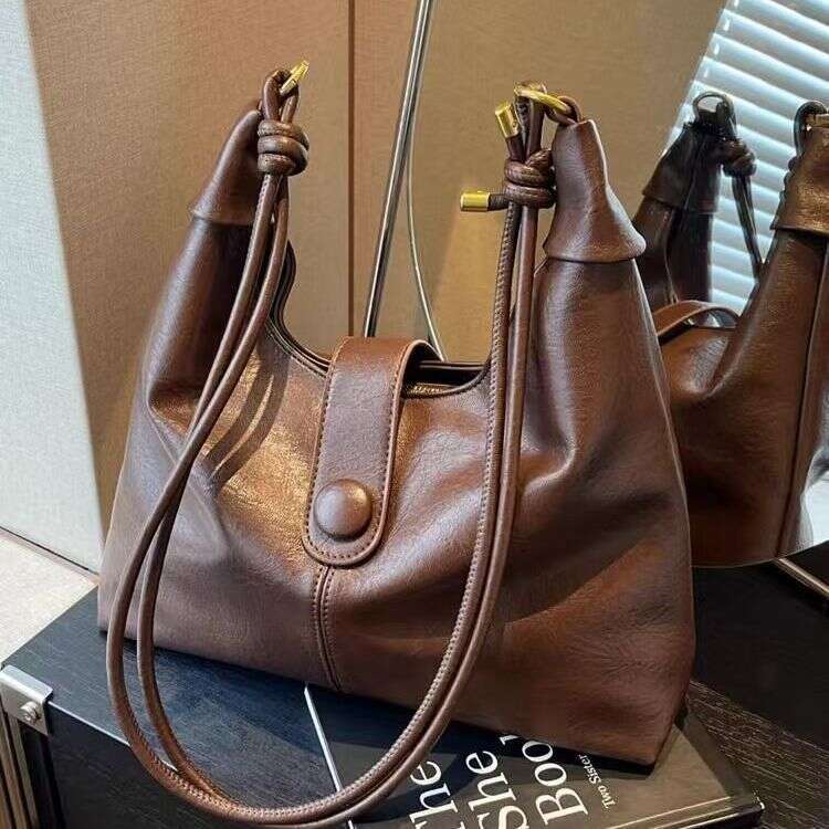 Rad large capacity bag 2025 new casual simple high-end single shoulder versatile crossbody tote