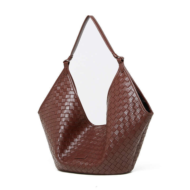 Real leather large capacity women new style bags fashionable and stylish cowhide woven pattern for s class commuting bag