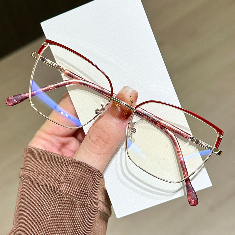 2025 New Sunglasses for Women Mens Anti Blue Light Reading Glasses Designer Metal Eyeglasses Frame Net Red Vegan Face Repair Decoration Glasses g19-00