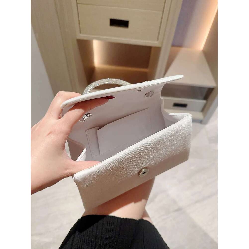 Dinner Bag Lady Autumn Winter Vintage Veet Flap Evening Dress Tassel Banquet Prom Party Tote Chain Bridal Bag Tail Handbag KQ