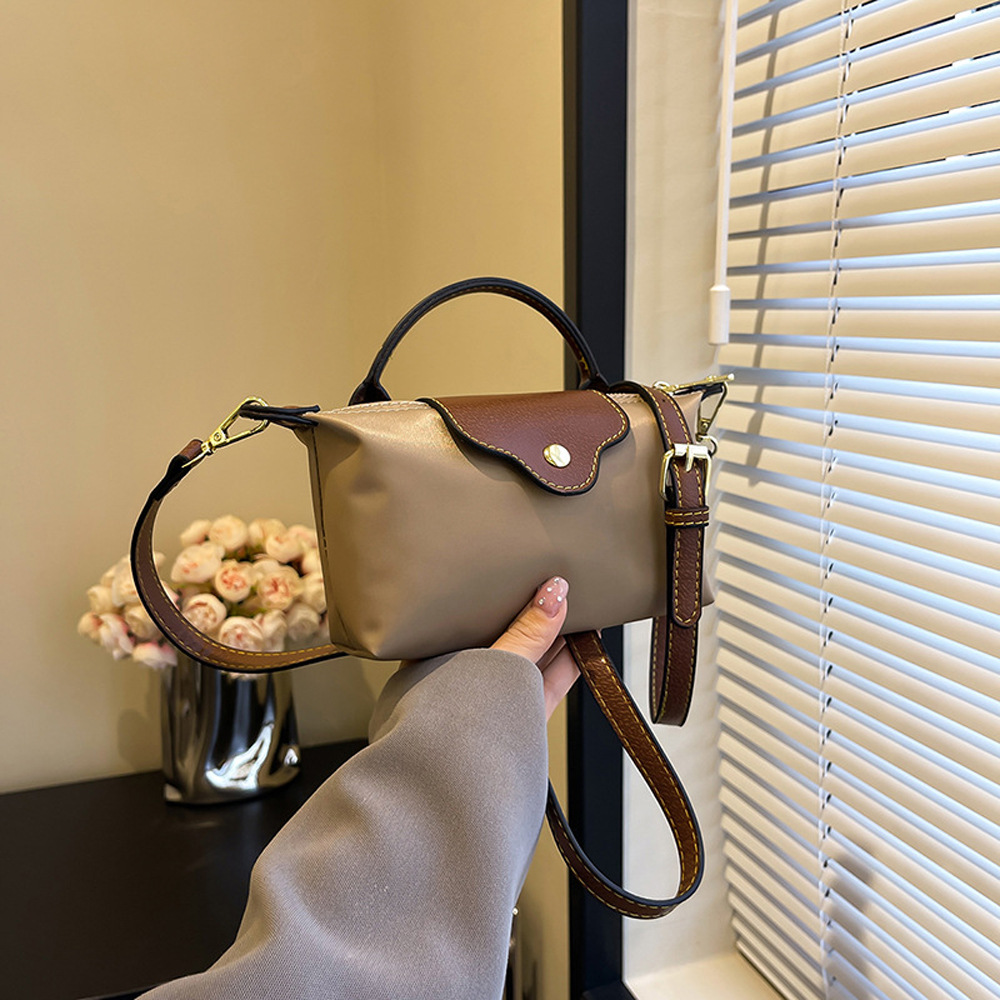 Women's 2025 Designer Elegant Nylon Handbag Retro Print Luxury Small Square Shoulder / Crossbody Bag
