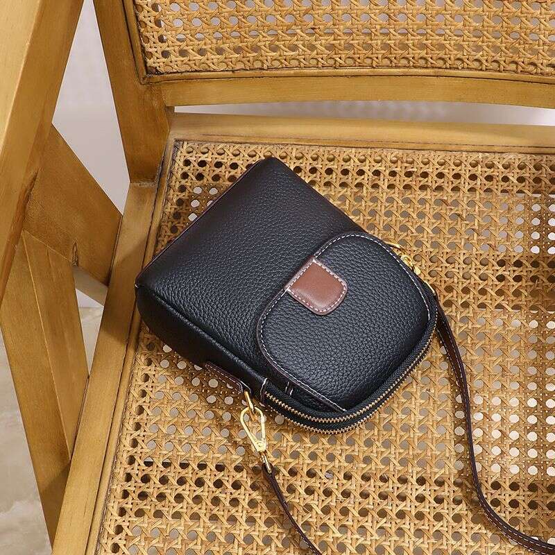 Free Shipping bags across body 2025 new designer bag for women luxury celebrity fashionable flip up handbag armpit shoulder bags