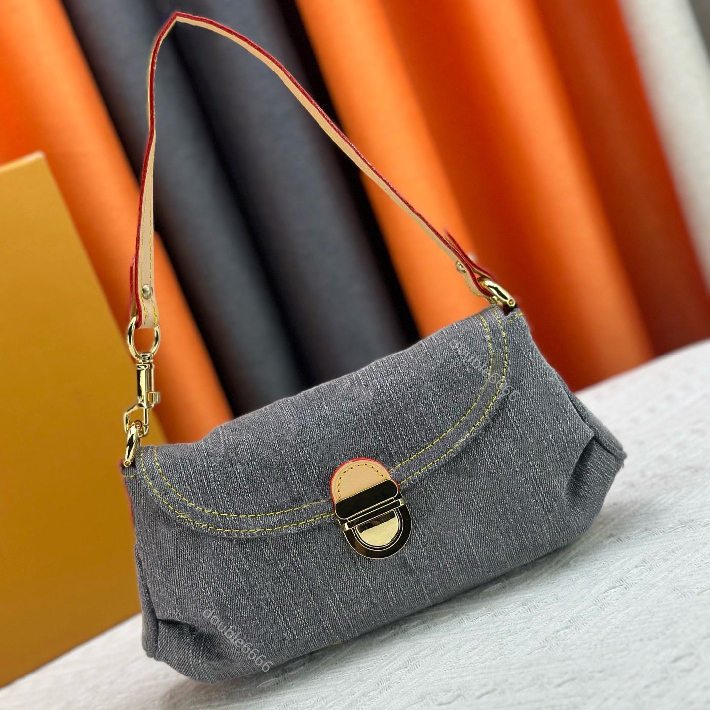 Designer Ladies Fashion Casual Denim Embroidered Handbag Cross body Shoulder Bags High Quality Pouch Travel bag messenger bag work bag luxury hobo Commuter Bag