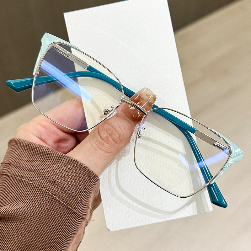 New Men Womens Sunglasses Hundred Matching Anti Blue Reading Glasses Metal Eyeglasses Frame net Red Vegan Face Repair Designer Decorative Glasses Can 
