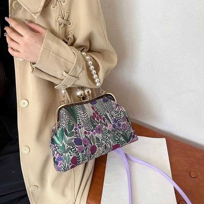 H3CB Womens Embroidered Flower Handbag Evening Purse Shoulder Bag with Pearls Chain and Kiss Lock Closure for Parties Z250510