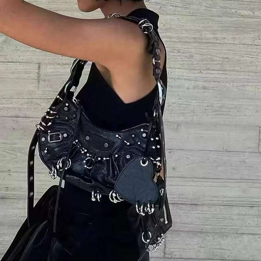 Ins Internet Celebrity Same Heavy Industry Dark Metal Motorcycle Single Shoulder Crossbody Spring Summer New Women s Bag Trend