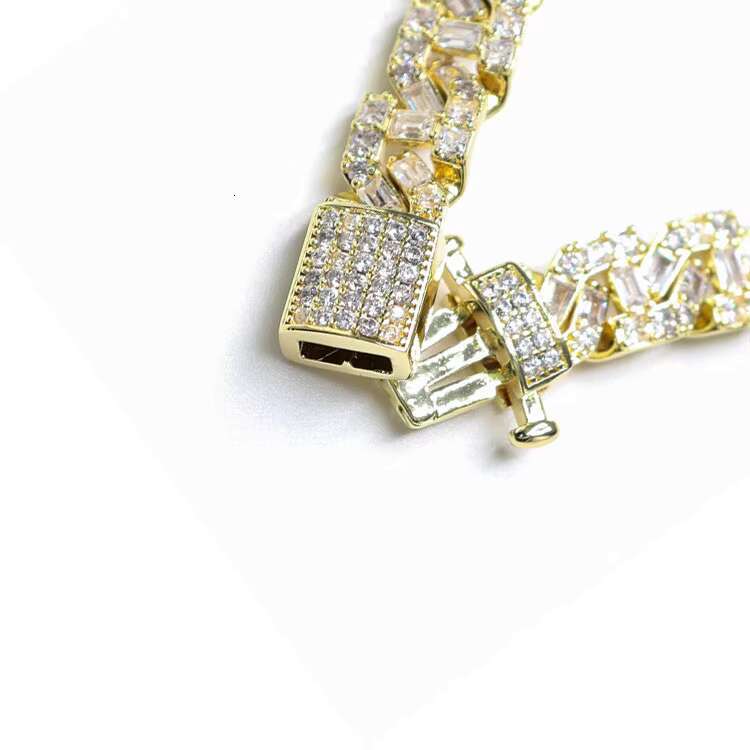 Luxury Hip Hop Bling Men Women Jewelry 15mm Brass Zircon Diamond Iced Out Cuban Link Chain Necklace Bulk Order