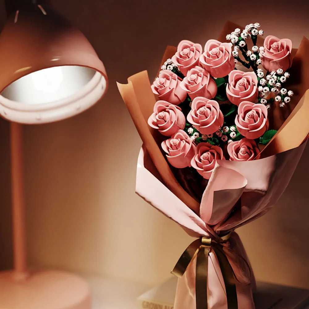 968PCS Pink Roses Romantic Rose Flower Bouquet Building Blocks Creative Plant Decoration Assemble Bricks Toys Gifts Girls Lady X250509