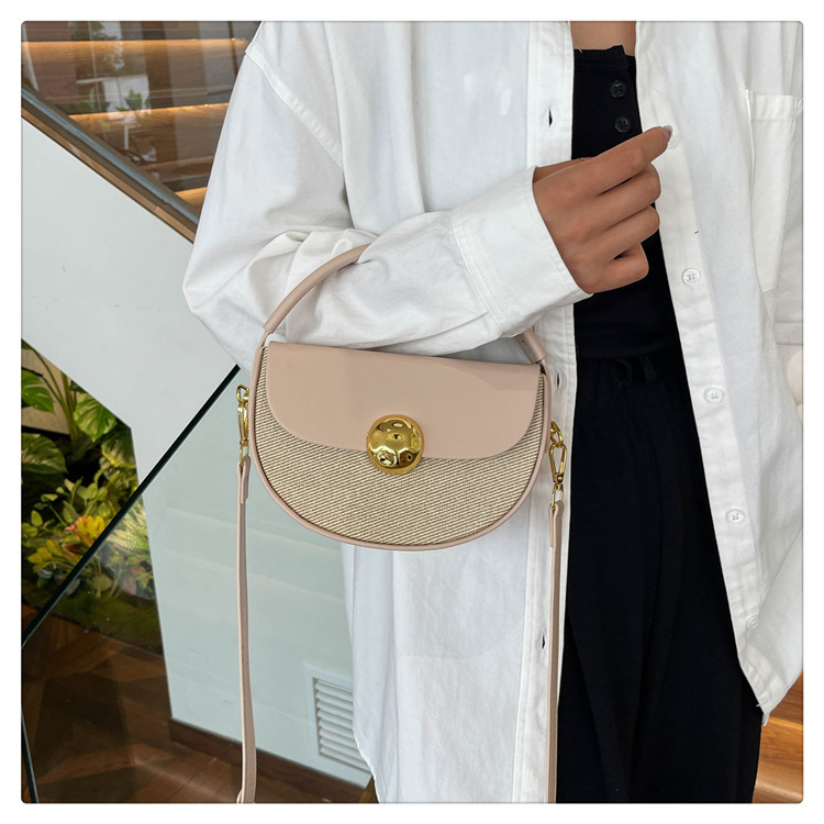 2025 New Women's Designer Bag Fashion Korean Edition Women's Slant Cross Fashion Single Shoulder Handbag Outdoor Leisure Bag High Quality Ev