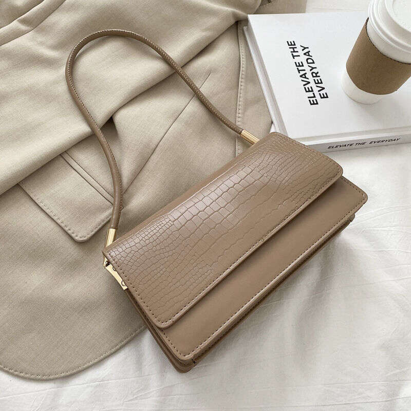 Small niche design armpit 2025 new high-end texture versatile single shoulder crossbody bag for women