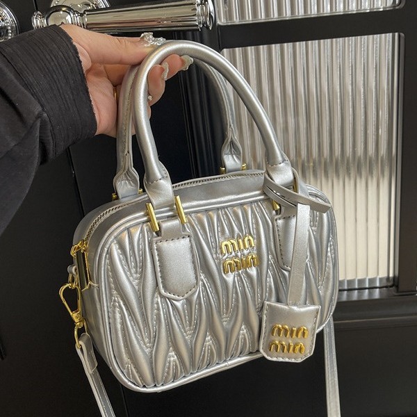 2025 Designer Luxury Boutique Small Square Bag Women's Pleated Shoulder / Crossbody Bag Summer Trendy Style Free shipping