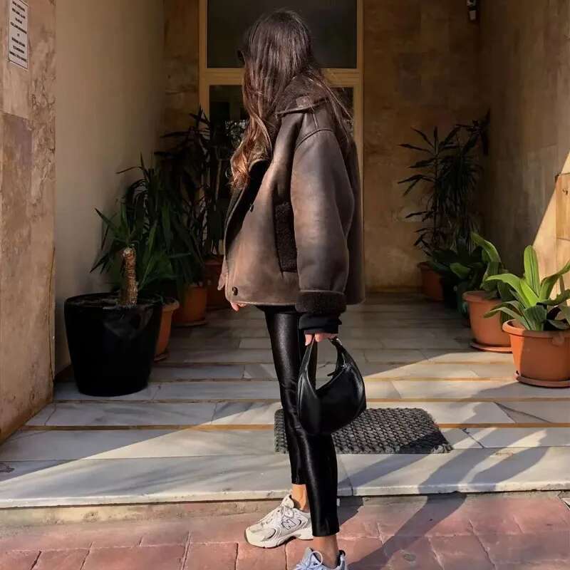 TRAF 2025 Woman Thick Faux Leather Jackets For Autumn Winter Warm Coats Female Demi-Season Plush Jacket Women Outerwears