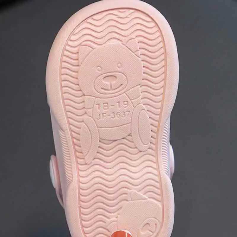 Childrens slippers summer boys and girls cute anti slip toe hole shoes baby cool slippers Z250510-1
