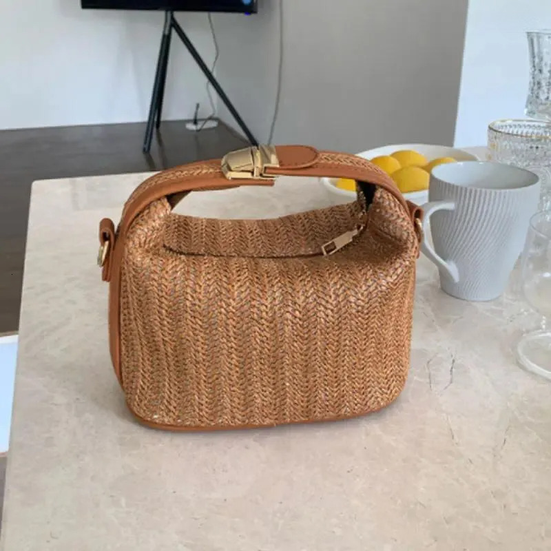 Shoulder Bags Straw Crossbody Bag For Women Fashion Bohemian Small Knitting Summer Purse And Handbag Ladies Casual Vacation Bucket New Free Delivery D