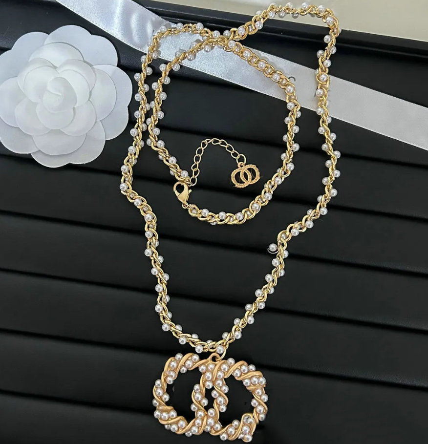 Designer Pearl Necklace Choker Chain Brand Letter Pendants Necklaces Fashion Women Wedding Jewelry Gift