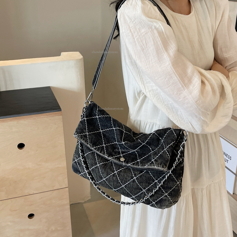 Designer Women's Shoulder Bag Denim Fashion New Commuter Crossbody Bag Summer Casual Mesh Handbag Women's Soft Bag Phone Bag 2025