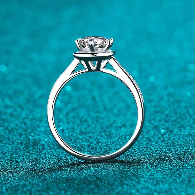 1 Ct Moissanite Round Cut Wedding Band Factory Wholesale S925 Sterling Silver Women Jewelry Fashion Diamond Ring