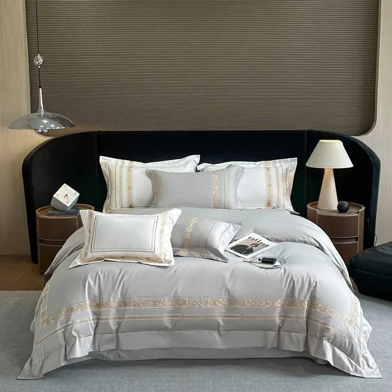 Solid Embroidered Bedspread Quilt Set 3pcs Quilted Bedding Cotton Quilts Bed Covers Pillowcase Blanket King Queen Size Coverlets 252033 QQQ3
