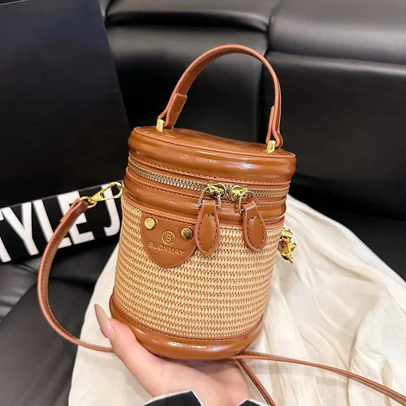 Totes Small Bucket Crossbody Bags For Women Summer Straw Handbag Beach Bag 2025 Designer Handmade Woven Brand Sac A Main New Free Delivery Designer Ba