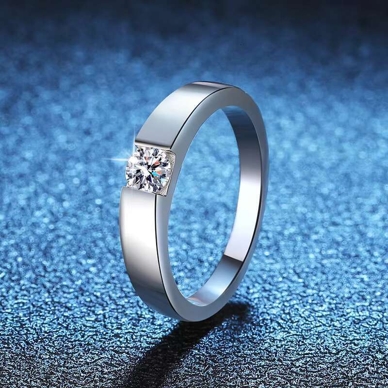 Melynn Wholesale Level D Iced Out Engagement Sterling Sier Moissanite Ring for Women or Men