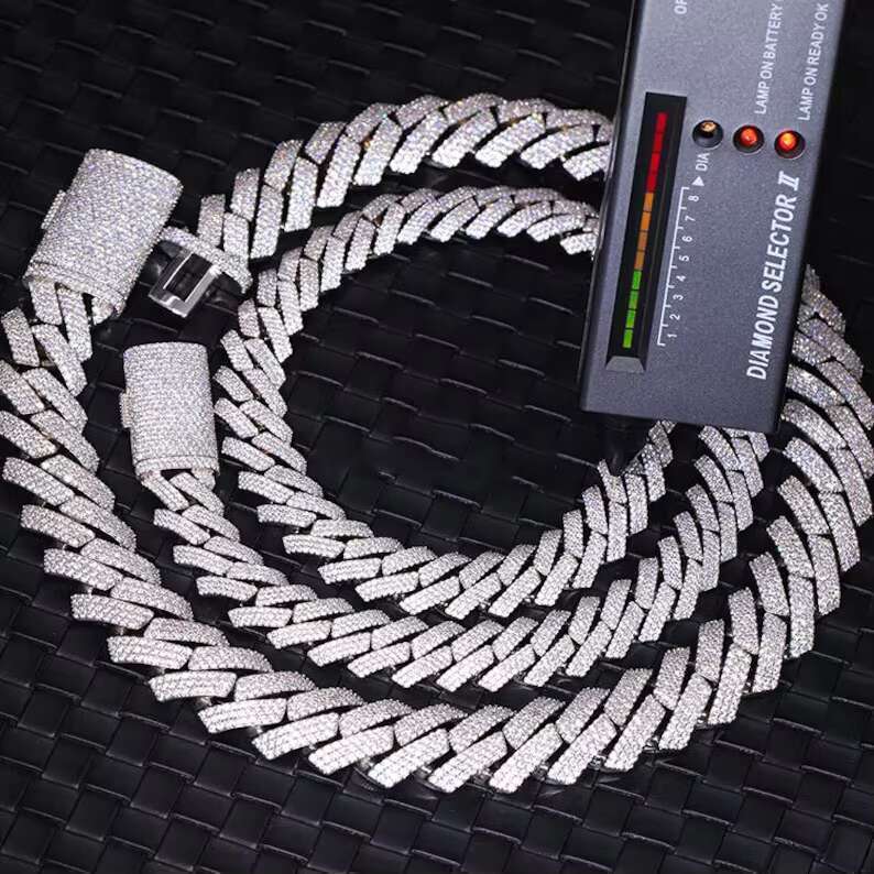 Hiphop necklace, 20mm pure sier, 3 rows chilled VVS silica Cuban chain