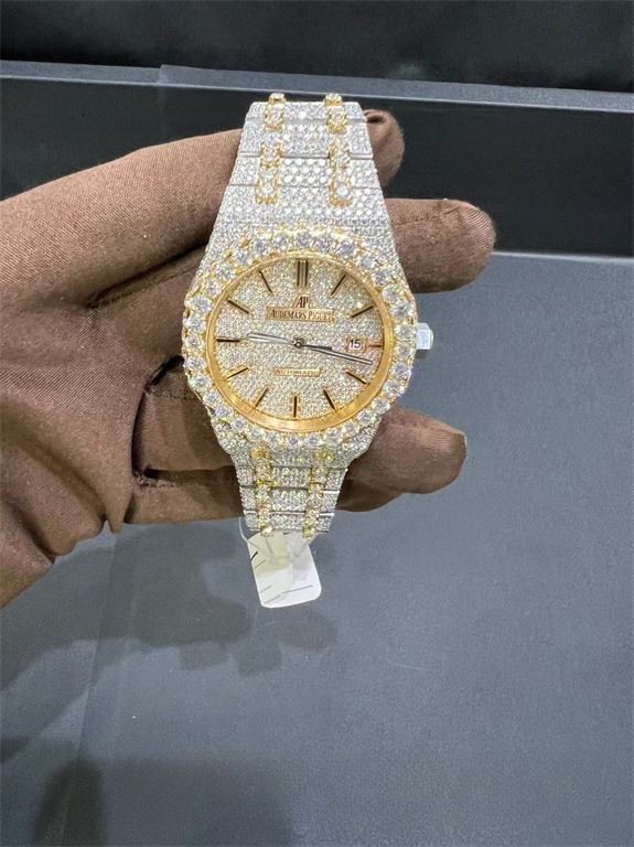 Designer Watches Fully Automatic VVV Moissanite Dia Studded Iced Out Hip Hop Buss Down Watch, Stylish wristwatch, Men's Women's Watches Free home delivery