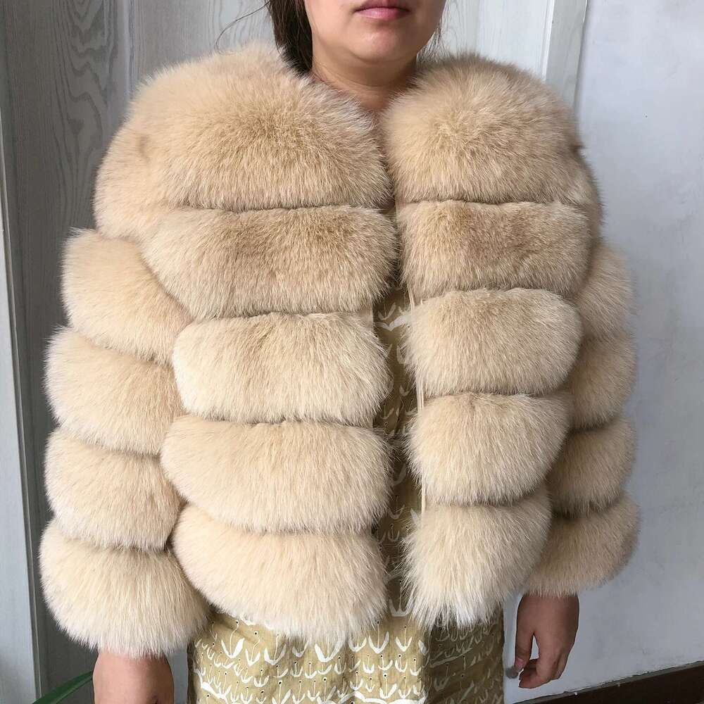 New Fox Women's Winter Warm Natural Jacket Short Raccoon 100% Real Fur Coat High Quality Hot Sale Designer