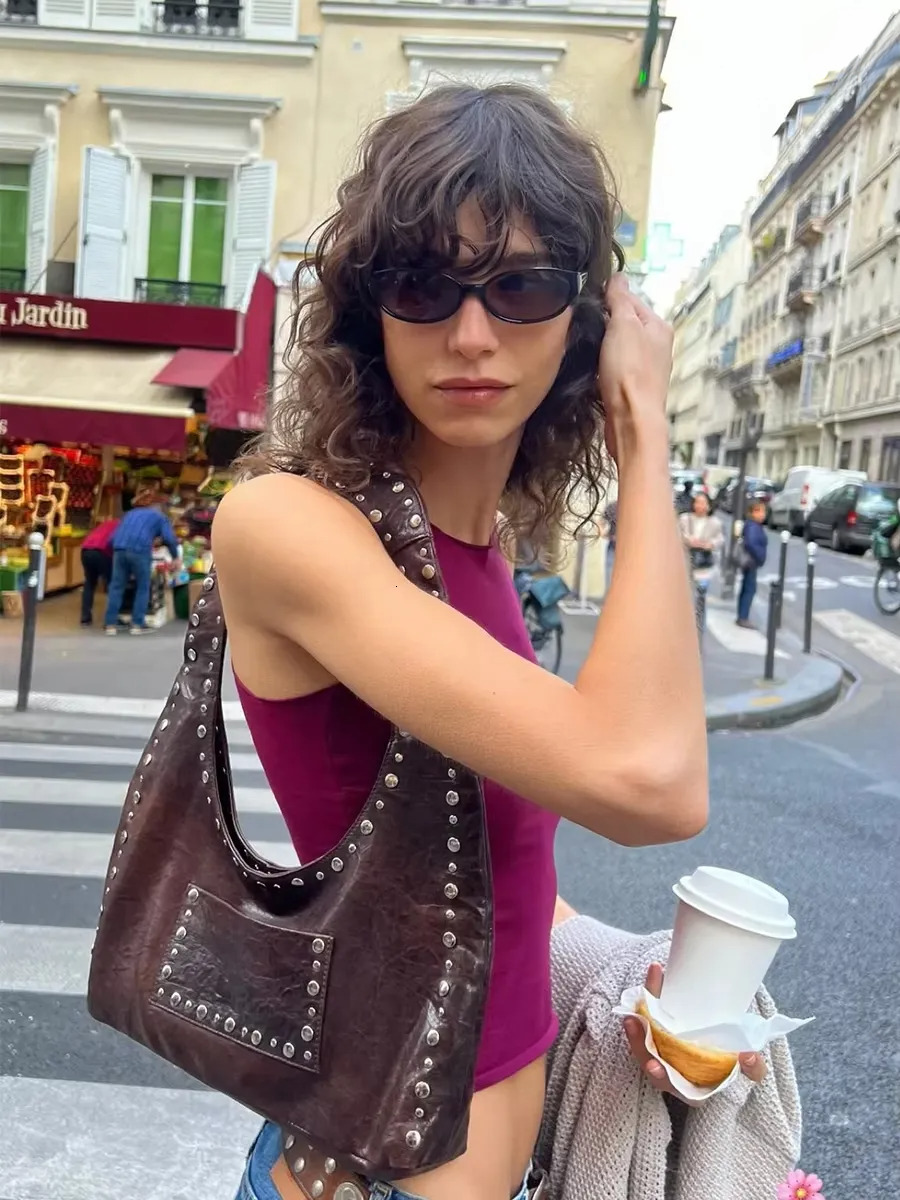 Free Shipping Retro Designer Women's Shoulder Bag Motorcycle Wind Oil Wax Leather Armpit Handbag For Women Designer Bag Luxury Bag Tote Bag
