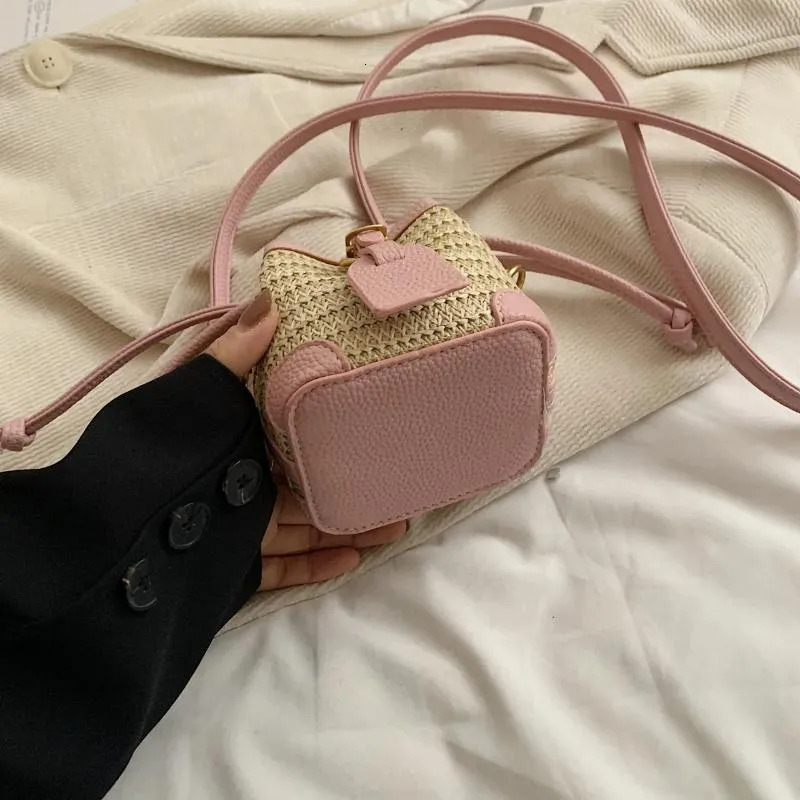 Free Shipping Shoulder Bags Fashion Mini Straw Bucket For Women 2024 Summer Knitting Crossbody Bag Female Designer Messenger Handbag