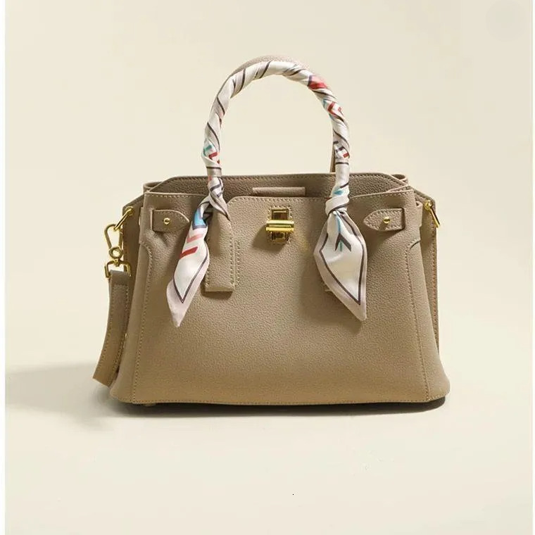 Free Shipping Shoulder Bags 2024 Mother Bag Portable Platinum Wedding Large Capacity Handbag Crossbody For Women Designer Bag Luxury Bag Tote Bag