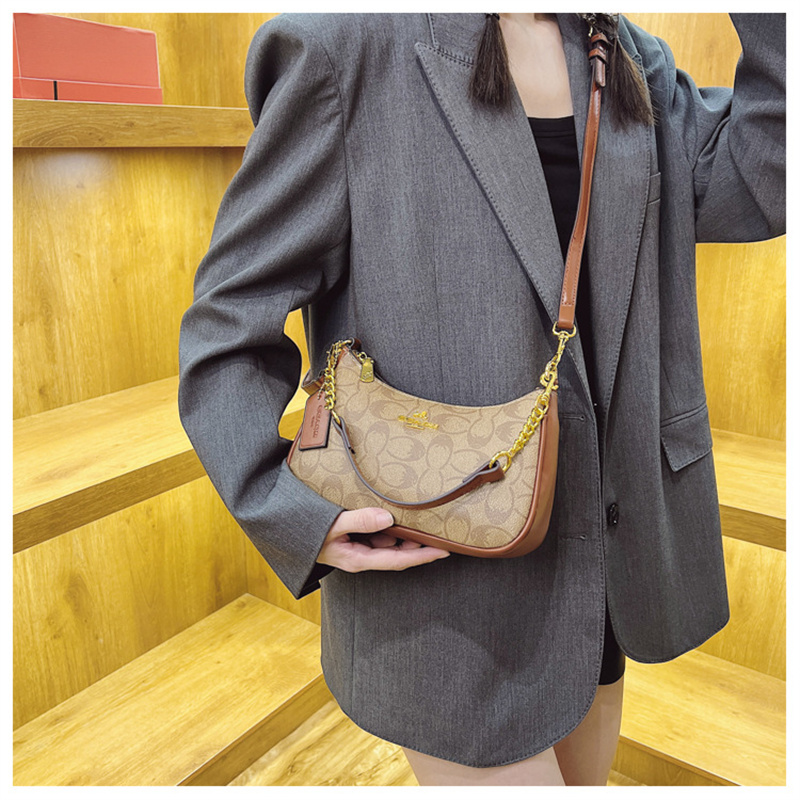 free shipping designers bags for womens 2025 New Underarm Bag Printed Crossbody Bag Fashion Versatile Shoulder Bag