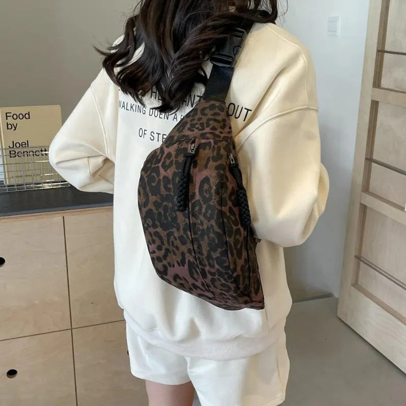 Women's Canvas Handbags: Leopard Print Crossbody Bag, Big Shoulder Handbags, Large Capacity Sling Bag For Everyday Trend New Free Delivery Design