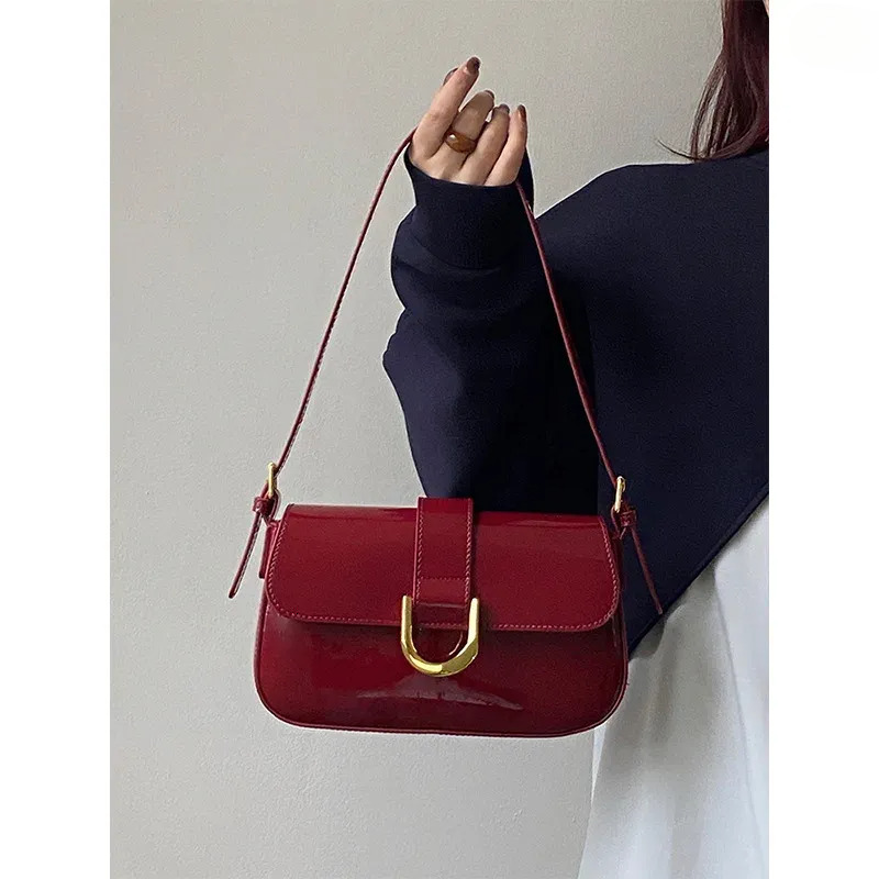 Shoulder Bags: Stylish 2025 PU Leather Handbag For Women - Glossy Bury Crossbody New Free Delivery Designer Bag