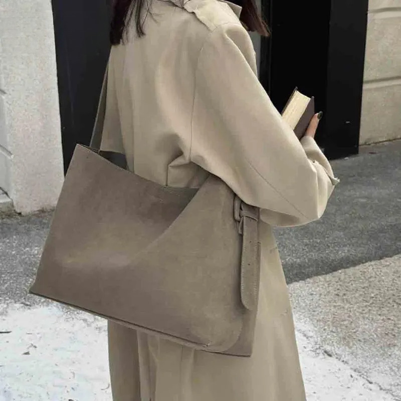 Tote Bags Women - Oversized Suede Handbag, Cow Leather Handbags, Retro Style Shoulder Bag For Winter New Free Delivery Designer Bag